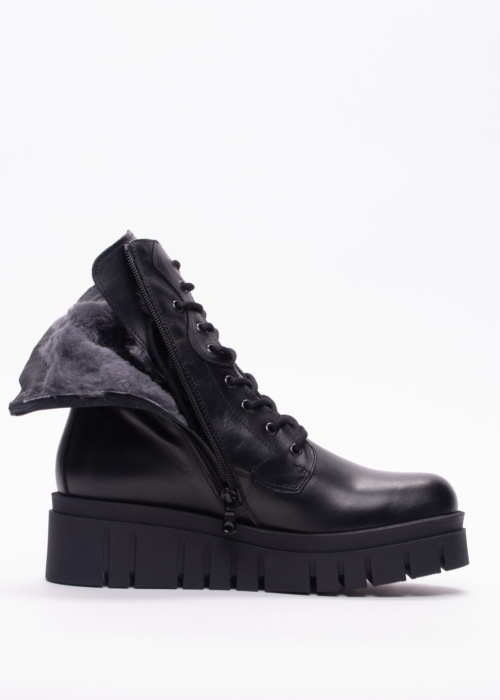 NeroGiardini aulinukai