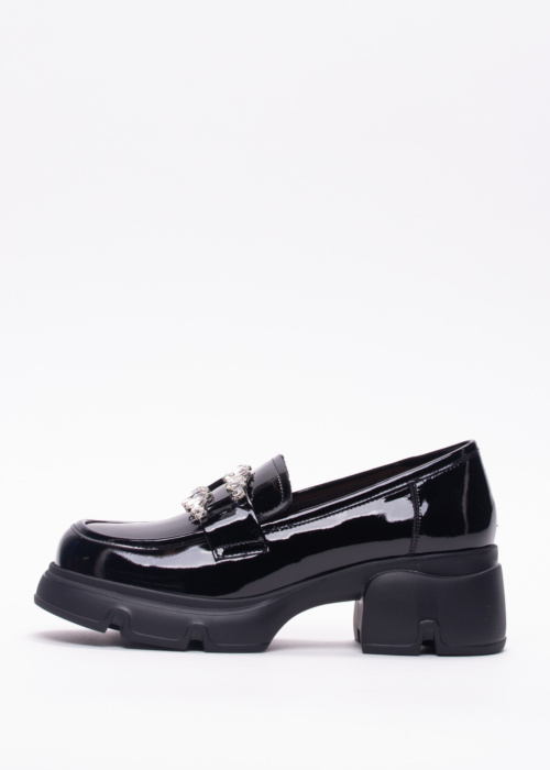 Loretta Vitale bateliai