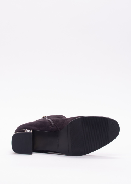 Loretta Vitale aulinukai