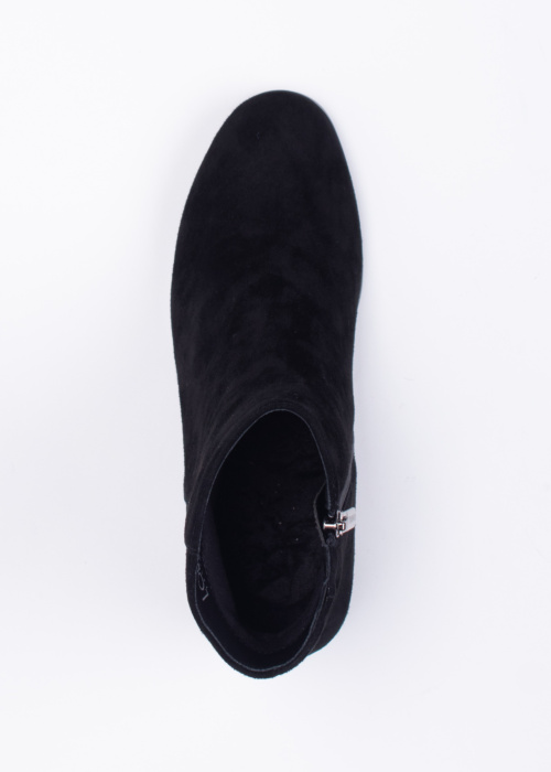 Loretta Vitale aulinukai