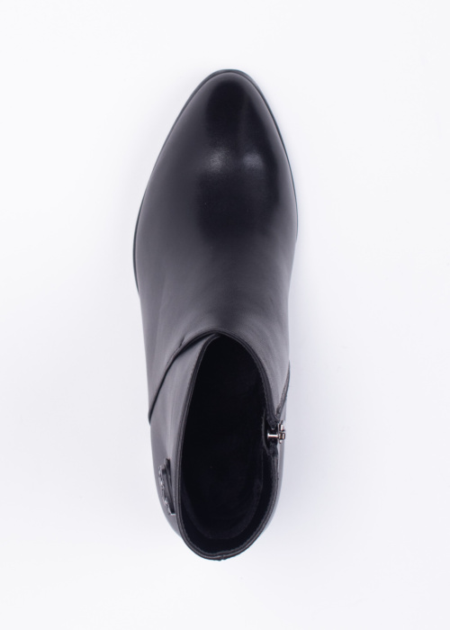 Loretta Vitale aulinukai