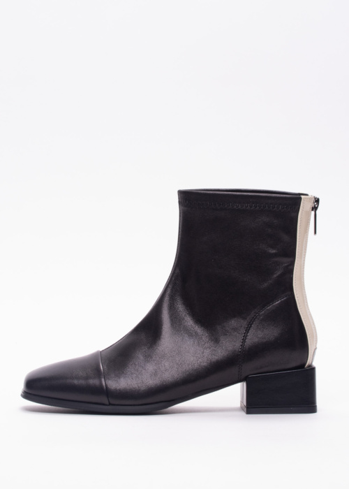 Loretta Vitale aulinukai