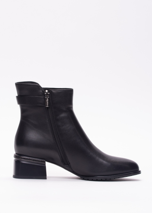 Loretta Vitale aulinukai