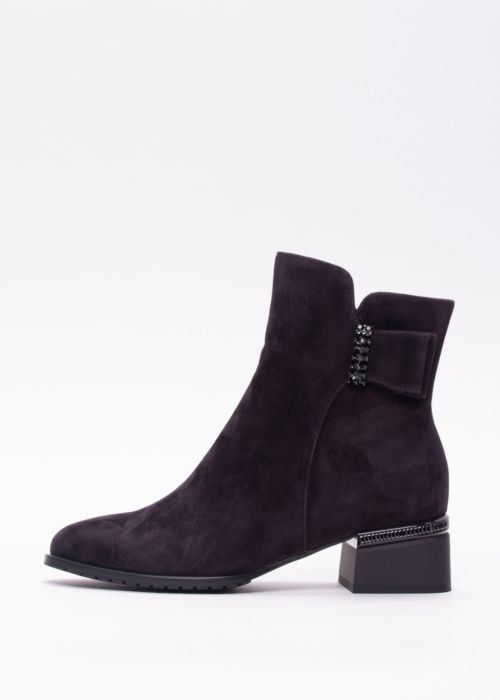 Loretta Vitale aulinukai