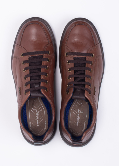 Pegada laisvalaikio bateliai