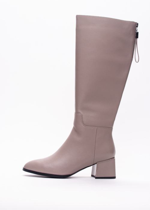 Loretta Vitale batai