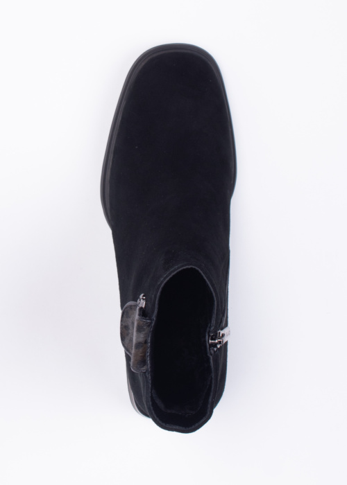 Loretta Vitale aulinukai