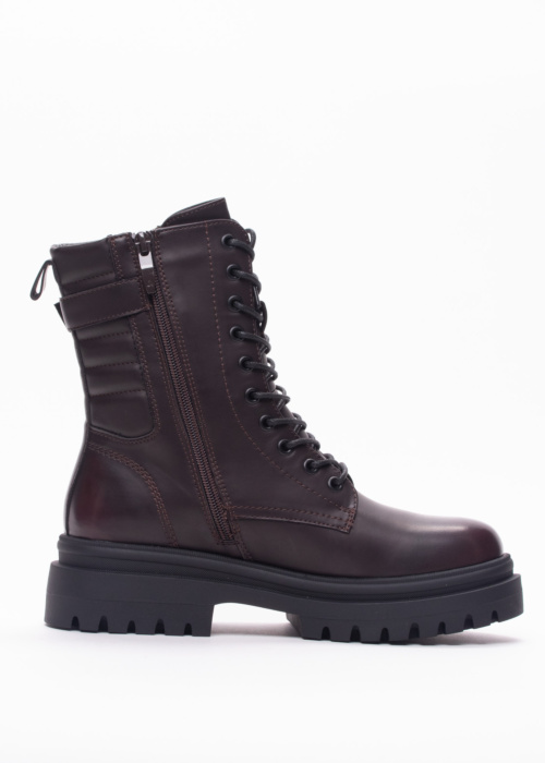 Lundeberg aulinukai Brita