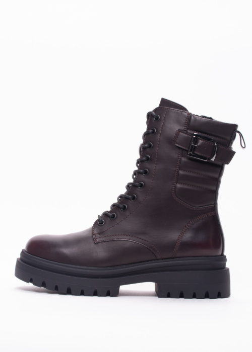 Lundeberg aulinukai Brita