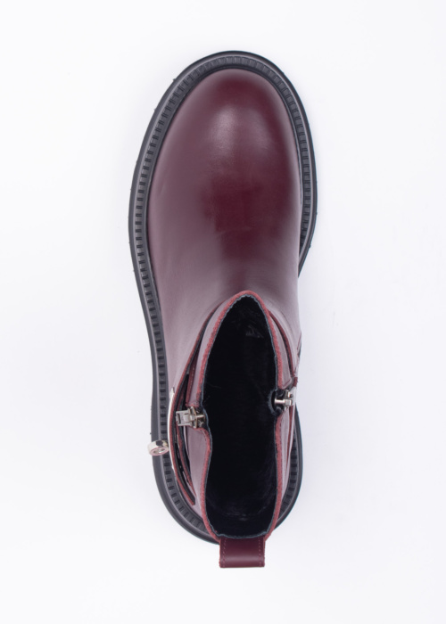 Molly Bessa aulinukai