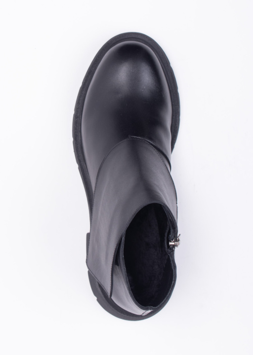 Molly Bessa aulinukai