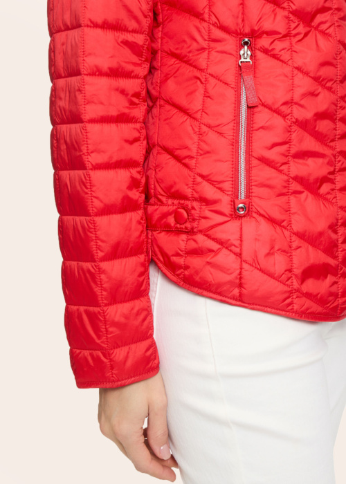 Betty Barclay pavasario-rudens striukė