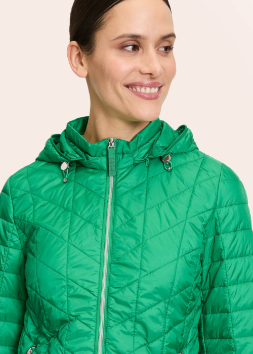 Betty Barclay pavasario-rudens striukė