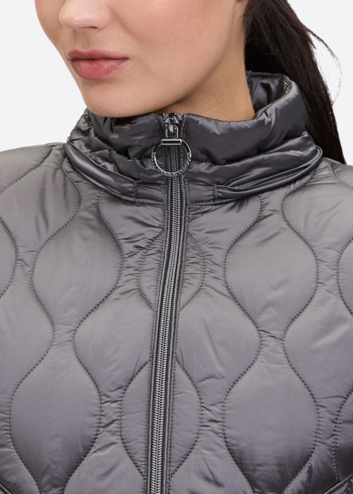 Betty Barclay pavasario-rudens striukė