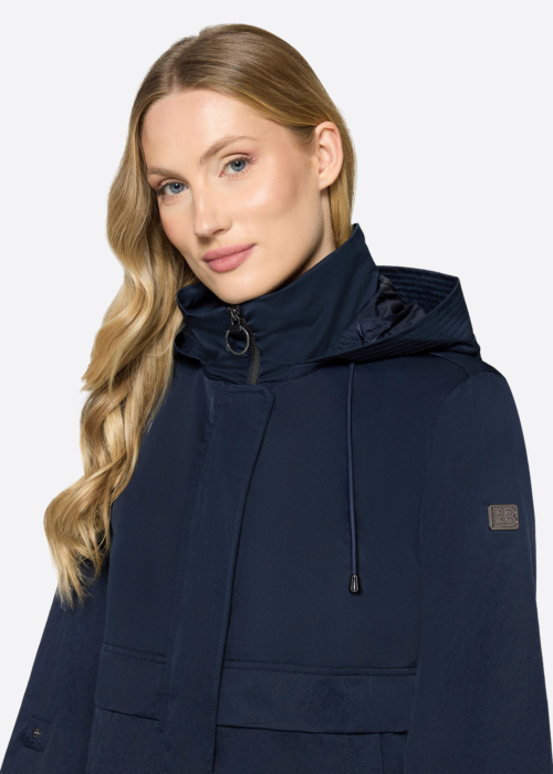 Betty Barclay pavasario-rudens striukė