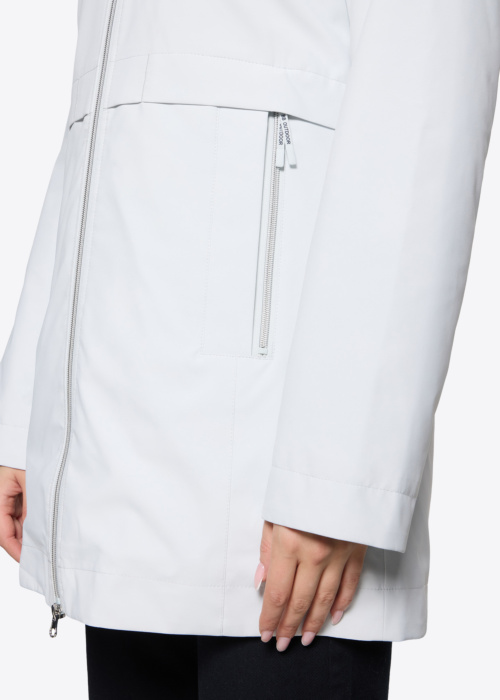 Betty Barclay pavasario-rudens striukė