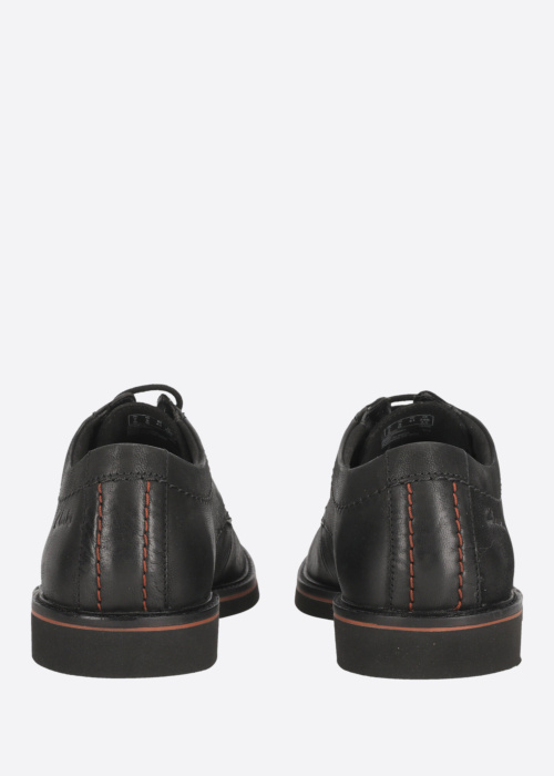 Clarks uždari bateliai Atticus Lace