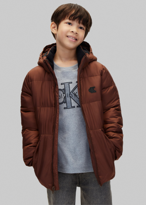 Calvin Klein dygsniuota žiemine striuke Essential