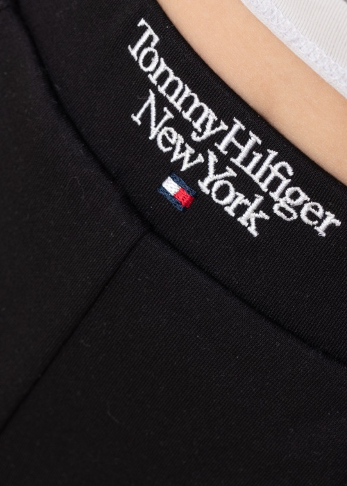 Tommy Hilfiger tamprės