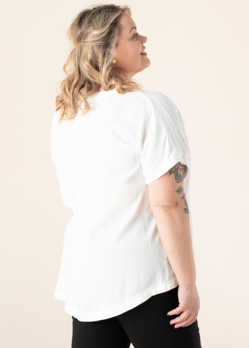 Vila Evoked palaidinė Mesian