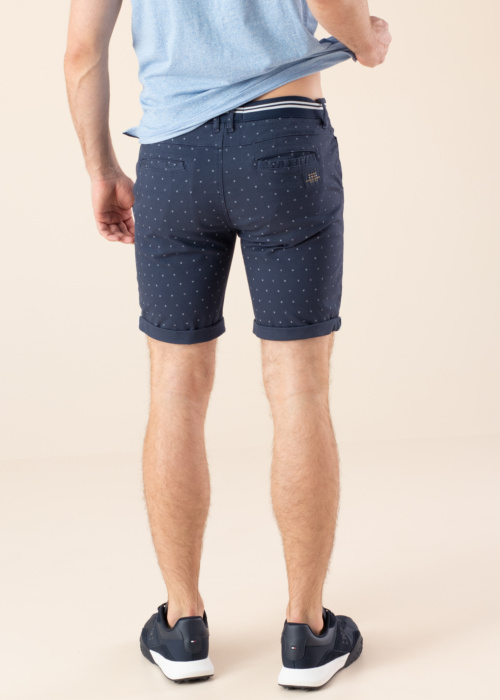 Diverse laisvalaikio šortai