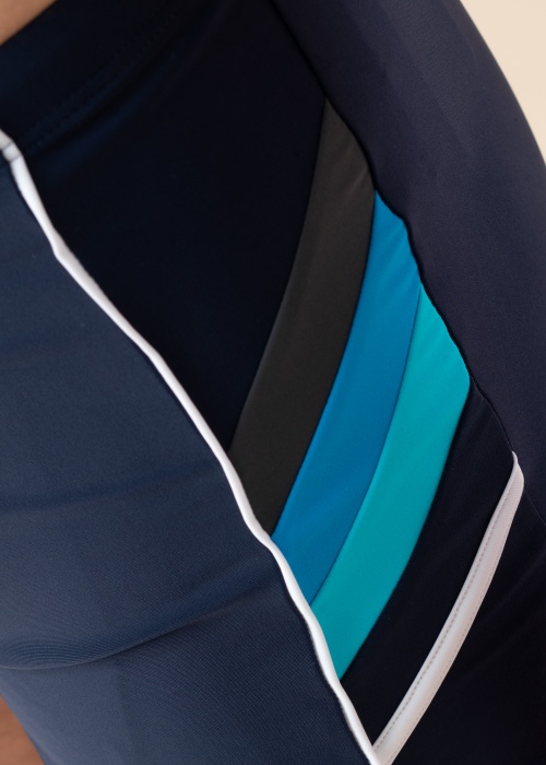 Naturana maudymosi kelnaitės