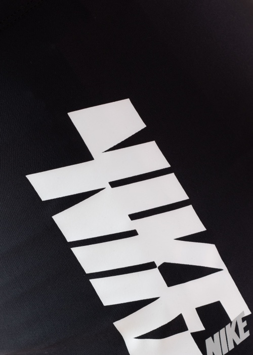 Nike maudymosi kelnaitės