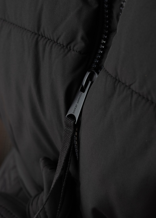 Tommy Jeans liemenė