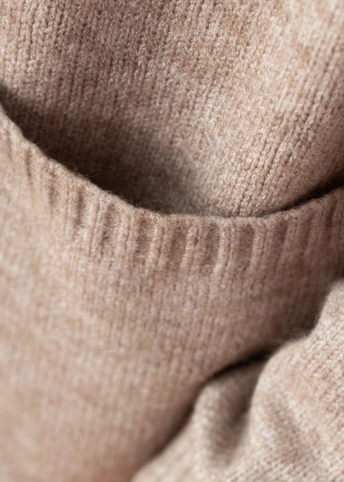 Only megztinis Lesly