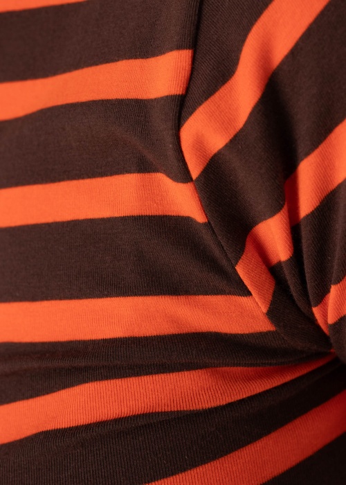 b.young palaidinė Pamila