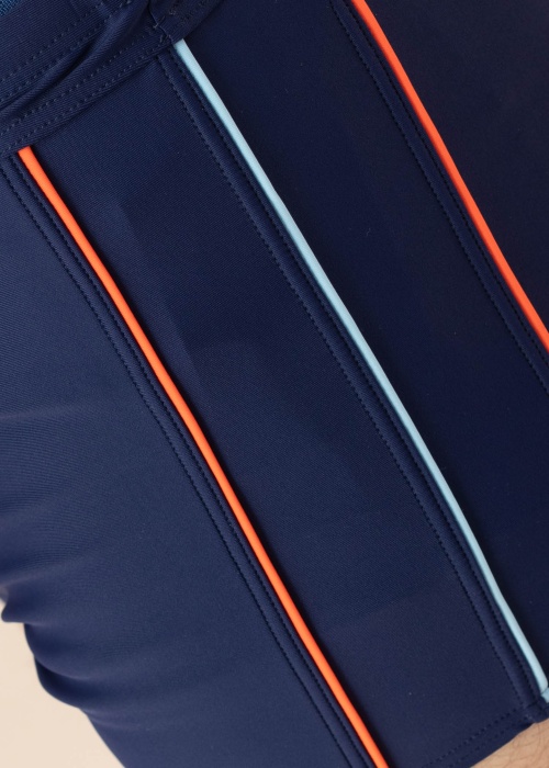 Naturana maudymosi kelnaitės