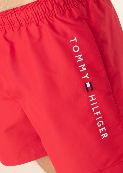 Tommy Hilfiger maudymosi šortai