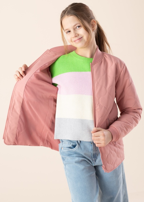 Only pavasario-rudens striukė Anna