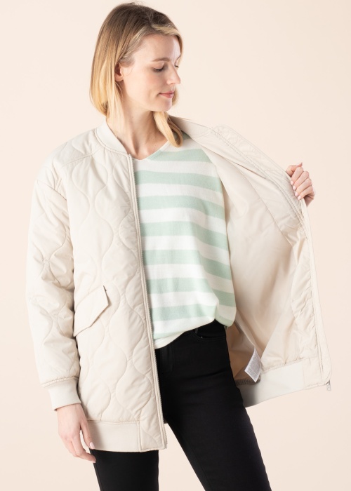 Only pavasario-rudens striukė Tina