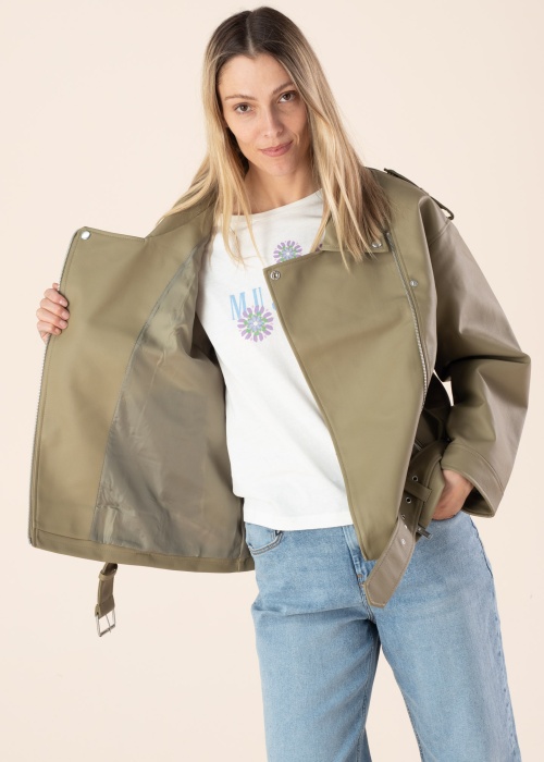 Noisy May striukė Paulina