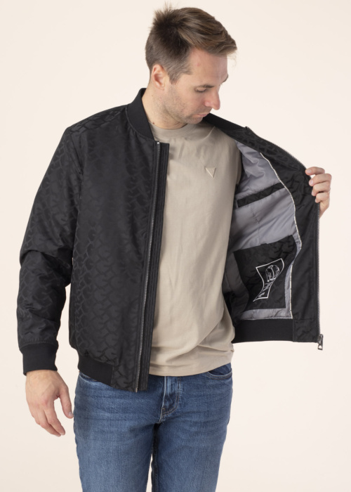 Guess Striukės-bomberiai