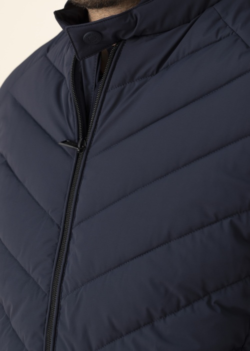 Guess pavasario-rudens striukė