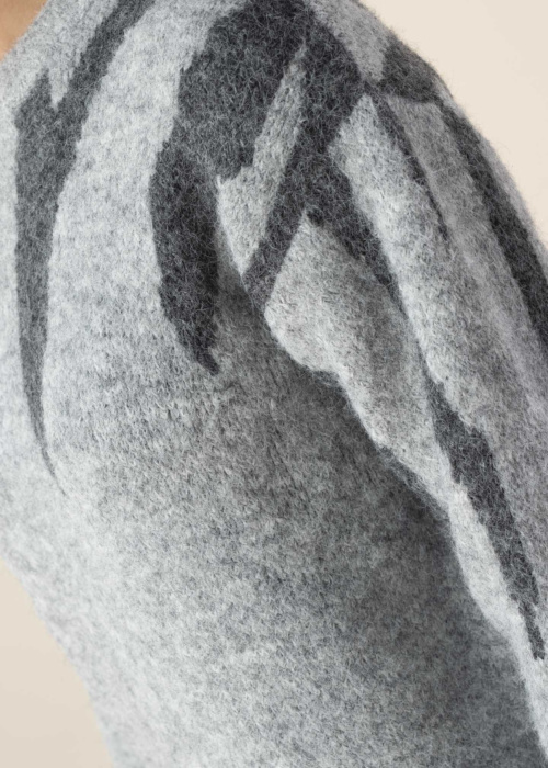 Object megztinis Rabu