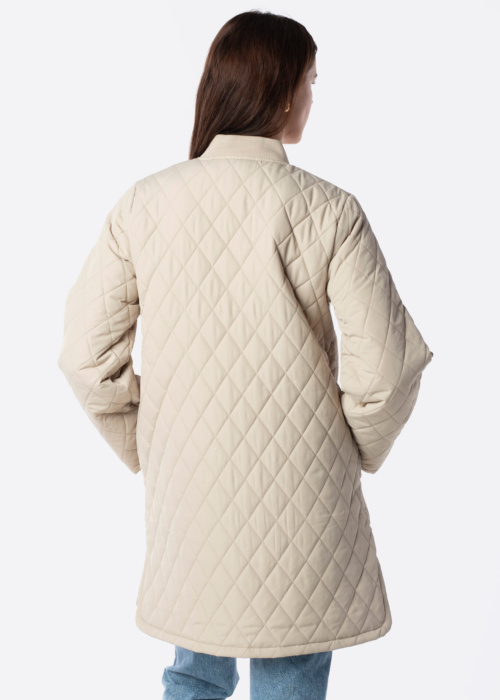 b.young pavasario-rudens striukė Betio