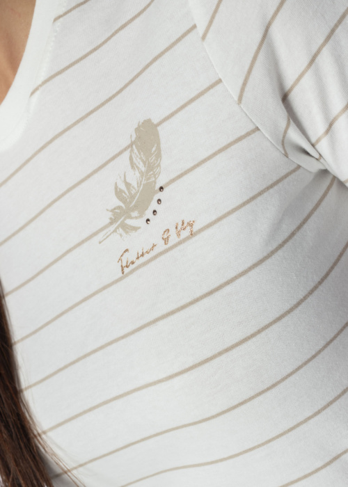 Only marškinėliai Kita