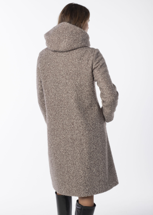 Hansmark mantija Omirja