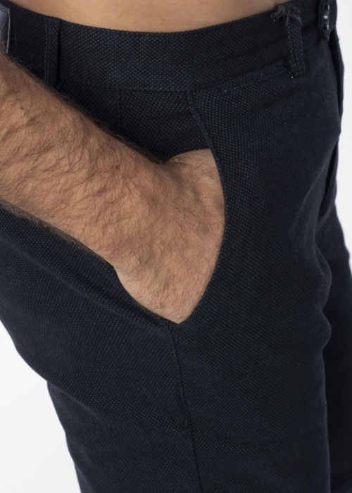 Erla of Sweden kelnės