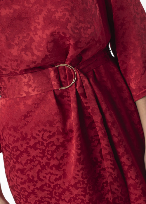 Kairi Vilderson suknelė