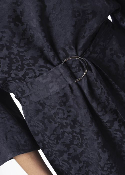 Kairi Vilderson suknelė