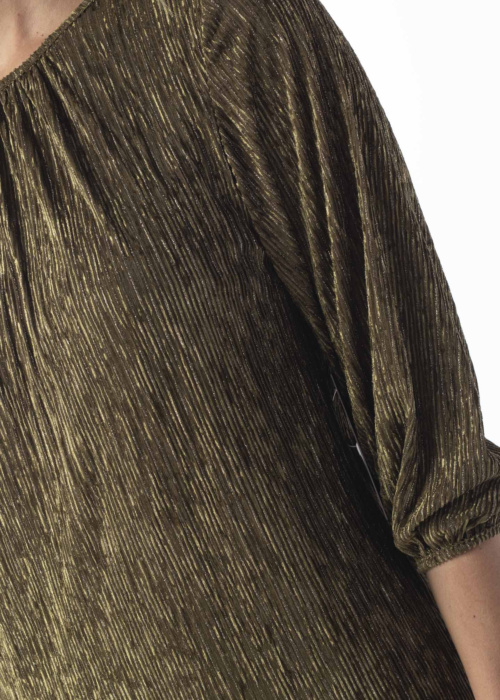 Kairi Vilderson suknelė