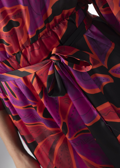 Kairi Vilderson suknelė