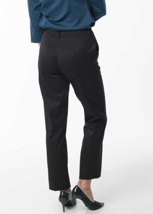 Kairi Vilderson kostiuminės kelnės