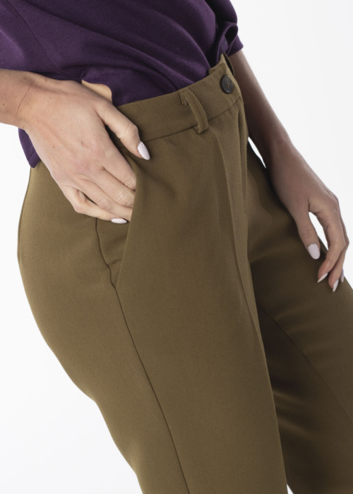 Kairi Vilderson kostiuminės kelnės