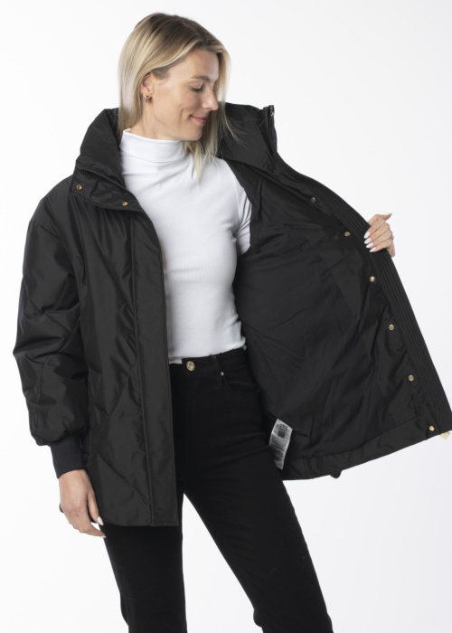 Guess žieminė striukė Stefy