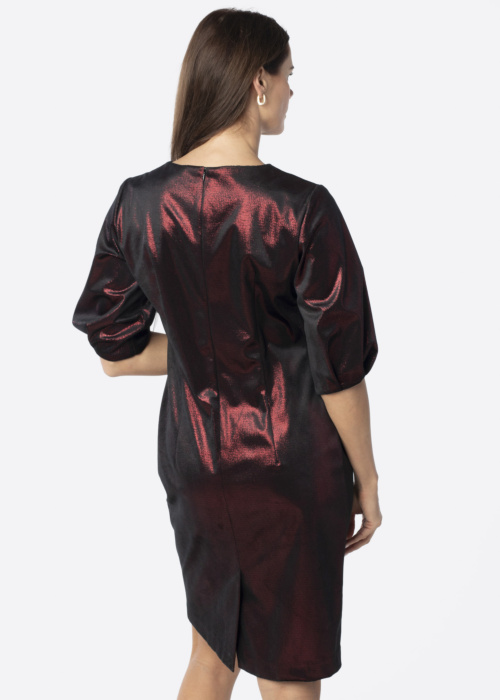 Kairi Vilderson suknelė